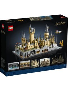76419 LEGO® Hogwarts™ Castle and Grounds
